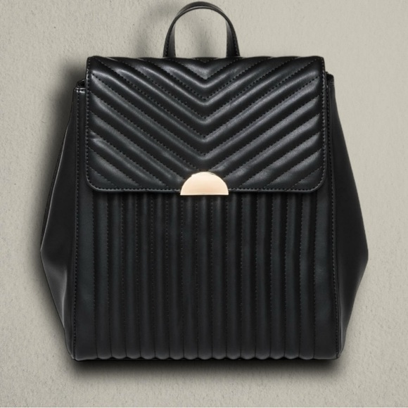 A NEW DAY BACKPACK BAG - Picture 1 of 3